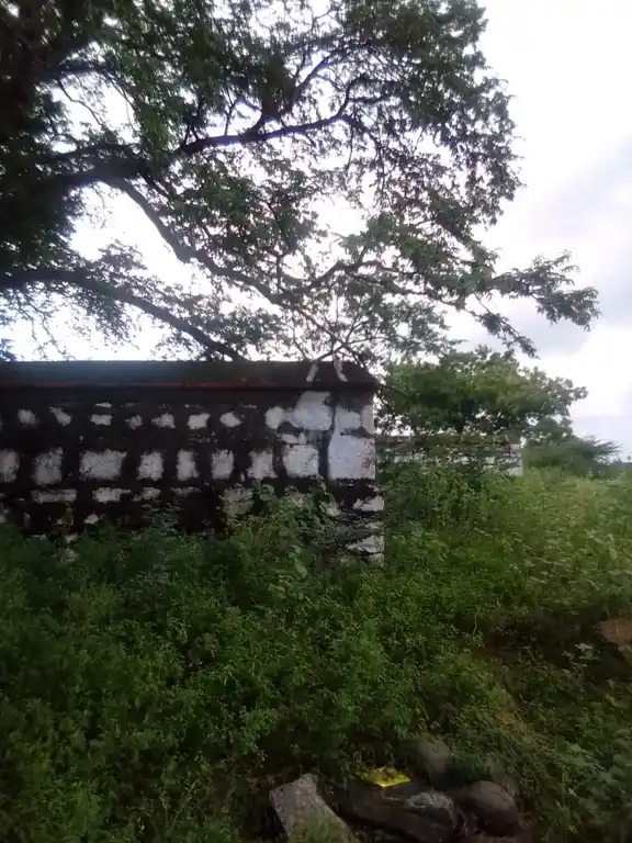 Arulmigu Nallendra Karuppanaswamy Temple, Trichy To Thuraiyur Road, Pulivalam - 621009 Arulmigu Nallendra karuppanaswamy Temple, Trichy To Thuraiyur Road, Pulivalam - 621009, Thiruchirappalli - Ancient Temple Architecture and History Image 3