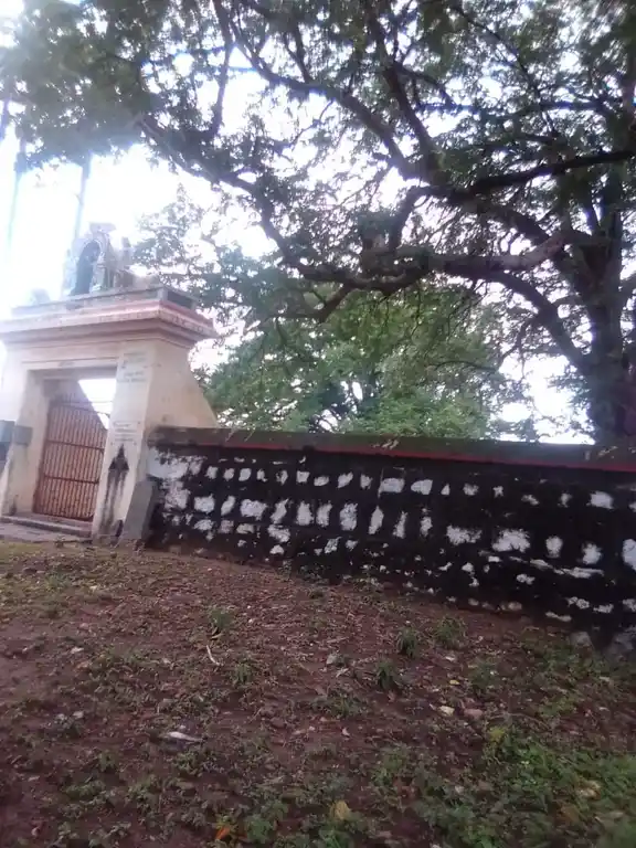 Arulmigu Nallendra Karuppanaswamy Temple, Trichy To Thuraiyur Road, Pulivalam - 621009 Arulmigu Nallendra karuppanaswamy Temple, Trichy To Thuraiyur Road, Pulivalam - 621009, Thiruchirappalli - Ancient Temple Architecture and History Image 7