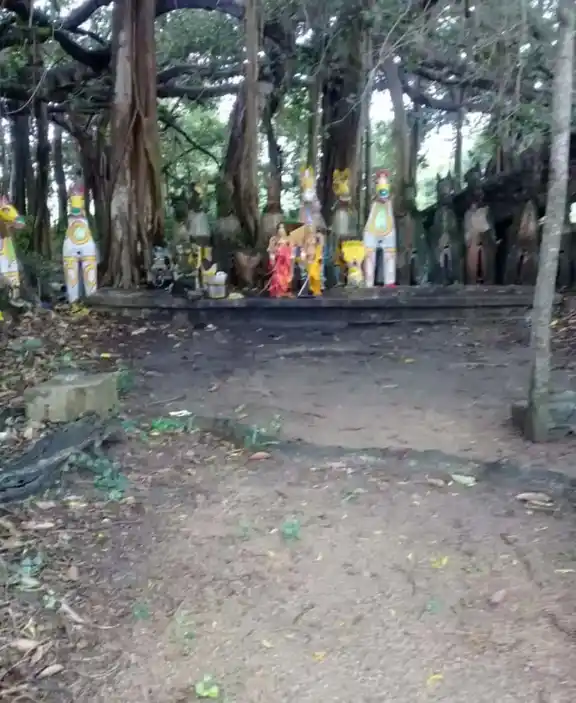 Arulmigu Nambamudaiya Ayyanar Temple, Ulagampatti, Ulagampatti - 630410 அருள்மிகு நம்பமுடைய அய்யனார் திருக்கோயில், Ulagampatti, Ulagampatti - 630410, Sivagangai - Ancient Temple Architecture and History Image 2