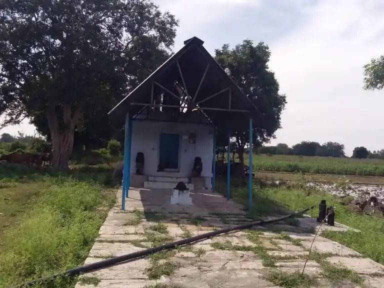 Arulmigu Nandhadevathai Temple, Naranamangalam - 621126 Arulmigu Nandhadevathai Temple,  - 621126, Perambalur - Ancient Temple Architecture and History Image 5