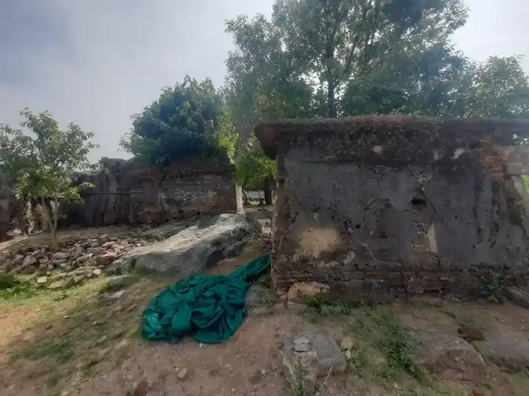 Arulmigu Nangundeswerer Temple, Hanumanthapuram - 636808