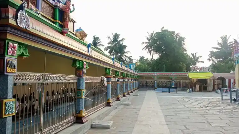 Arulmigu Nanthiswarar Temple, Nanthiswaram - Gouvanchery - 603202 அருள்மிகு நந்தீஸ்வரர் திருக்கோயில், நந்திவரம் - 603202, Chengalpattu - Ancient Temple Architecture and History Image 5