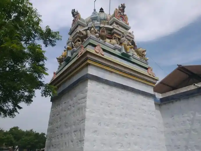 Arulmigu Narachimma Perumal Temple, Veeramalaipalayam - 621313 அருள்மிகு நரசிம்ம பெருமாள் திருக்கோயில்,  - 621313, Karur - Ancient Temple Architecture and History Image 3