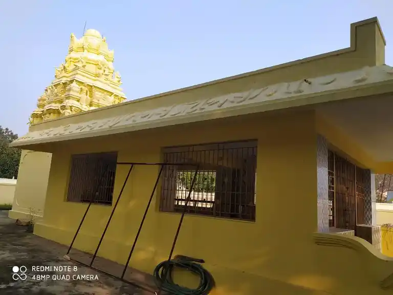 Arulmigu Narasimma Swami Temple, Maanavalli - 635901 அருள்மிகு நரசிம்மசுவாமி திருக்கோயில், மானவள்ளி - 635901, Thirupathur - Ancient Temple Architecture and History Image 2