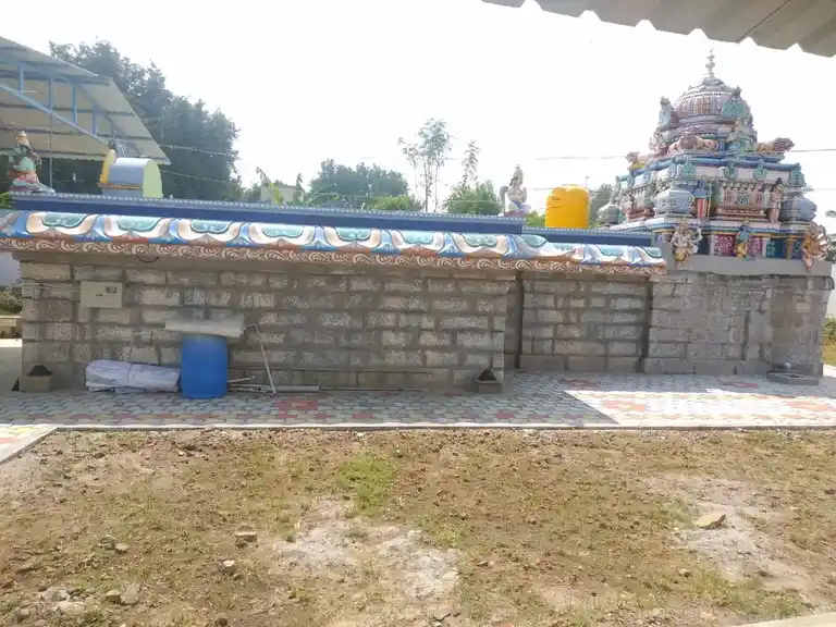 Arulmigu Narasimma Swamy Temple, Mademangalam - 636804 அருள்மிகு நரசிம்மசாமி திருக்கோயில், Mademangalam - 636804, Dharmapuri - Ancient Temple Architecture and History Image 3