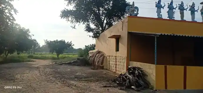 Arulmigu Narasimma Swamy Temple, Sitlakarampatti - 636810 அருள்மிகு நரசிம்மசாமி திருக்கோயில், Sitlakarampatti - 636810, Dharmapuri - Ancient Temple Architecture and History Image 3