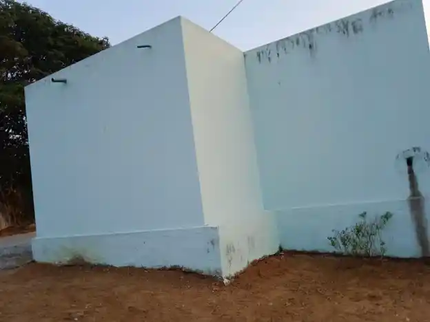 Arulmigu Narasimmaswamy Temple, Veppalahalli, Karagadahalli - 636808 அருள்மிகு நரசிம்மசாமி திருக்கோயில், Veppalahalli, Karagadahalli - 636808, Dharmapuri - Ancient Temple Architecture and History Image 3