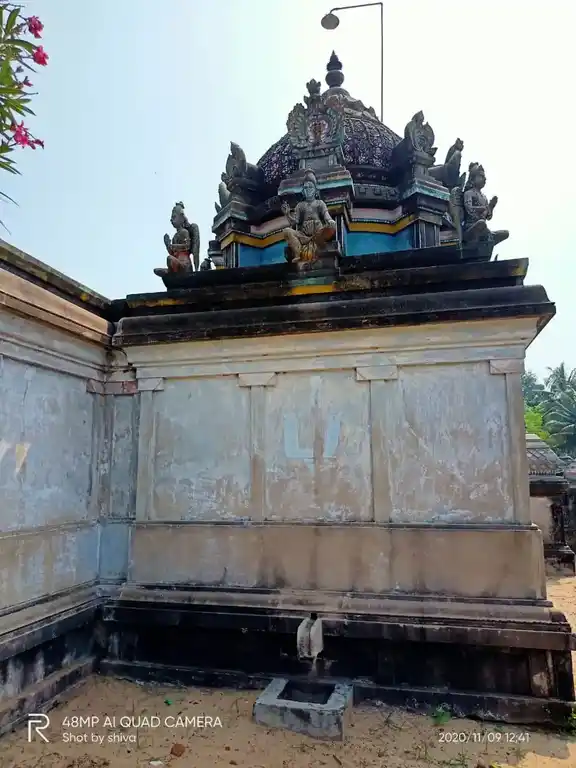 Arulmigu Narasinga Perumal Temple, Semmankuppam - 607003 அருள்மிகு நரசிங்க பெருமாள் திருக்கோயில், Semmankuppam - 607003, Cuddalore - Ancient Temple Architecture and History Image 5