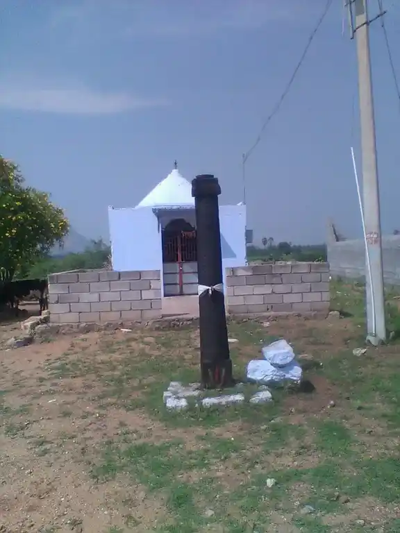 Arulmigu Narasingaperumal Temple, Chithiraikulam - 624615 அருள்மிகு நரசிங்கப்பெருமாள் திருக்கோயில், Chithiraikulam - 624615, Dindigul - Ancient Temple Architecture and History Image 7