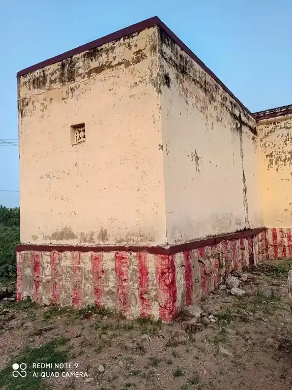 Arulmigu Narasingaperumal Temple, Kasipuram - 625706 Arulmigu Narasingaperumal Temple, Kasipuram - 625706, Madurai - Ancient Temple Architecture and History Image 3