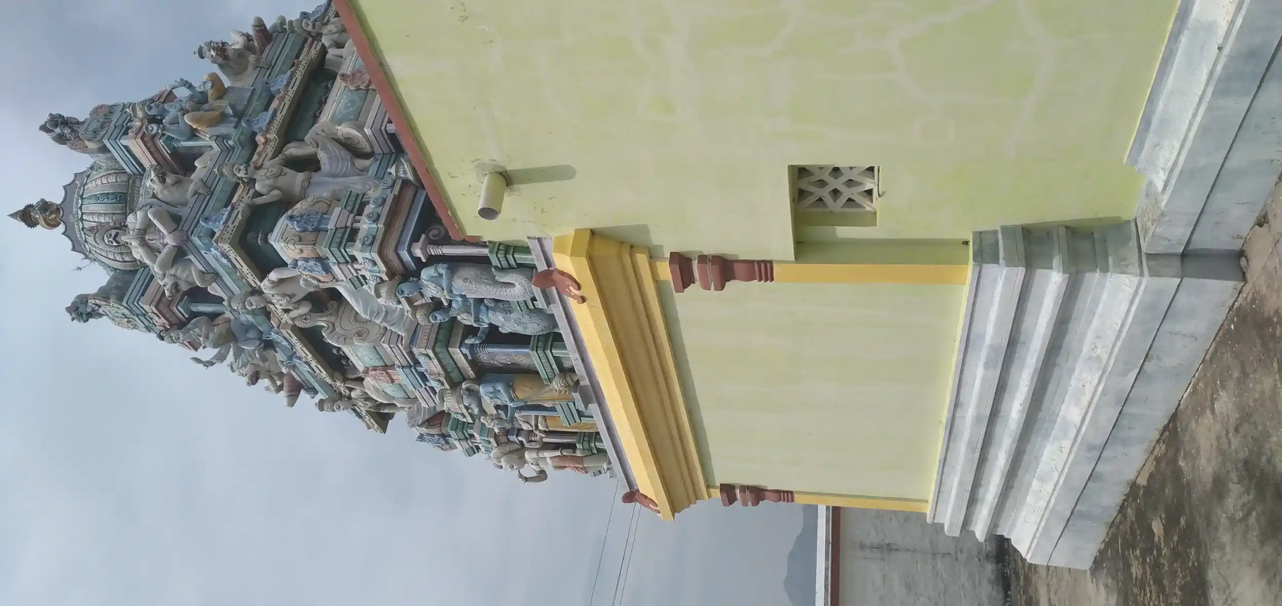 Arulmigu Narasingaperumal Temple, Navakani - 624612 அருள்மிகு நரசிங்க பெருமாள் திருக்கோயில், Navakani - 624612, Dindigul - Ancient Temple Architecture and History Image 4