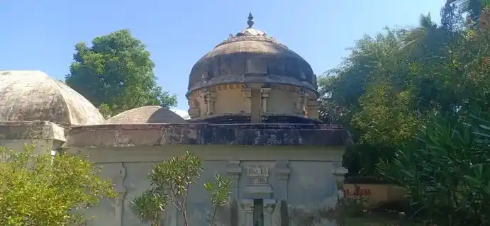 Arulmigu Narayana Kiriswarar Temple, Koothur - 613104 Arulmigu Narayana Kiriswarar Temple, Koothur - 613104, Thanjavur - Ancient Temple Architecture and History Image 2
