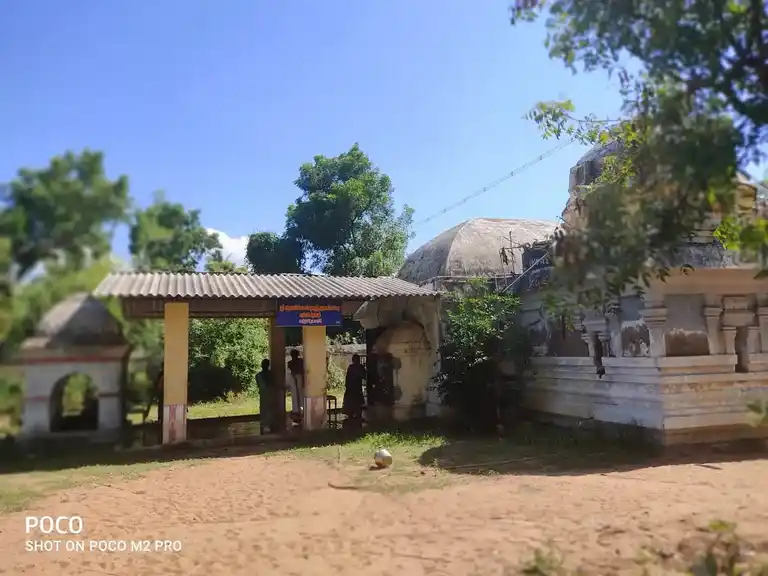 Arulmigu Narayana Kiriswarar Temple, Koothur - 613104 Arulmigu Narayana Kiriswarar Temple, Koothur - 613104, Thanjavur - Ancient Temple Architecture and History Image 4