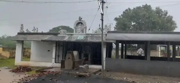 Arulmigu Narayana Perumal Temple, Kudumikudisai - 632301 அருள்மிகு நாராயணபெருமாள் திருக்கோயில், Kudumikudisai - 632301, Tiruvannamalai - Ancient Temple Architecture and History Image 5