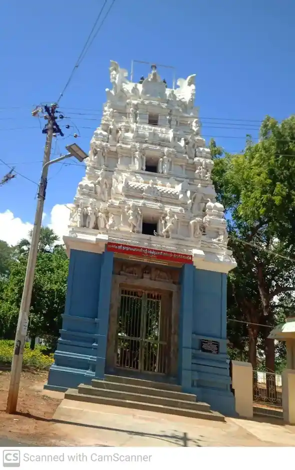 Arulmigu Narayanasamy And Muthu Malaiamman Temple, Sakkammalpuram - 628712 அருள்மிகு நாராயணசாமி மற்றும் பத்ரகாளியம்மன் திருக்கோயில், Sakkammalpuram - 628712, Thoothukudi - Ancient Temple Architecture and History Image 4