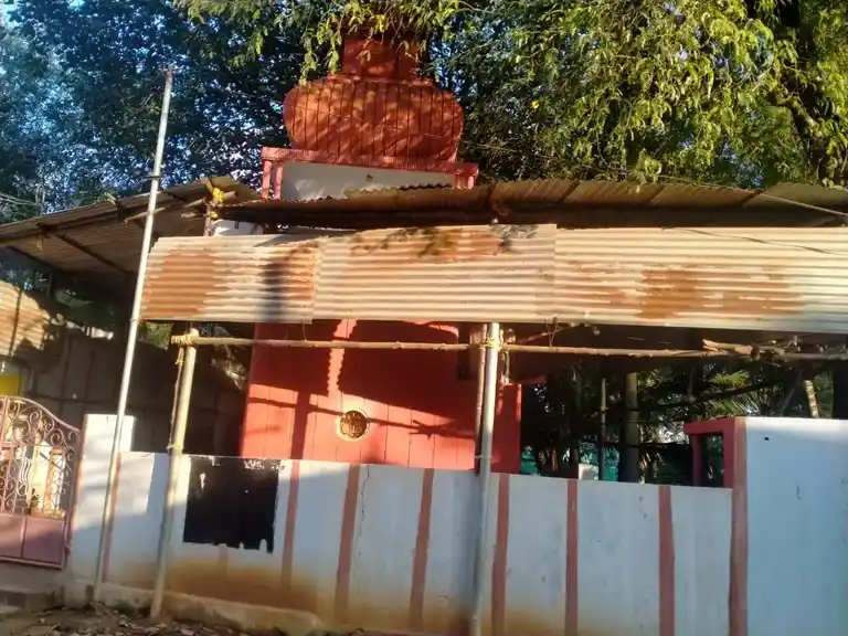 Arulmigu Narayanasamy Temple, Opposite To Siva Sudalimada Swamy Temple, Kezha Kalkurichi - 629175 அருள்மிகு நாராயணசாமி திருக்கோயில், Opposite To Siva Sudalimada Swamy Temple, Kezha Kalkurichi - 629175, Kanyakumari - Ancient Temple Architecture and History Image 2