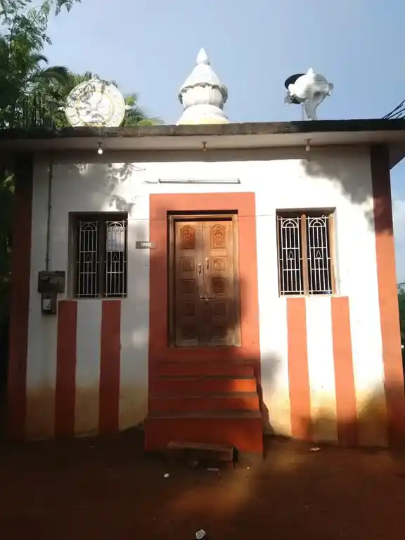 Arulmigu Narayanasamy Temple, Pungammalpuram - 628219 அருள்மிகு நாராயணசாமி திருக்கோயில், Pungammalpuram - 628219, Thoothukudi - Ancient Temple Architecture and History Image 3