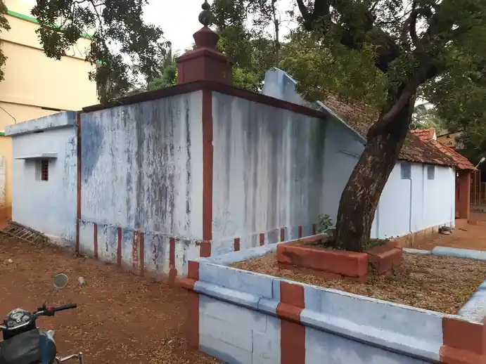 Arulmigu Narayanaswamy Temple, Avarivilai, Mylaadi - 629403 அருள்மிகு நாராயணசாமி திருக்கோயில், Avarivilai, Mylaadi - 629403, Kanyakumari - Ancient Temple Architecture and History Image 2