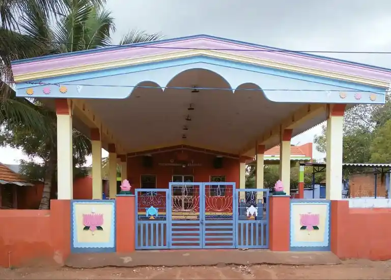 Arulmigu Narayanaswamy Temple, Keelapandarapuram - 627652 அருள்மிகு நாராயணசுவாமி திருக்கோயில், கீழபண்டாரபுரம் - 627652, Tirunelveli - Ancient Temple Architecture and History Image 3