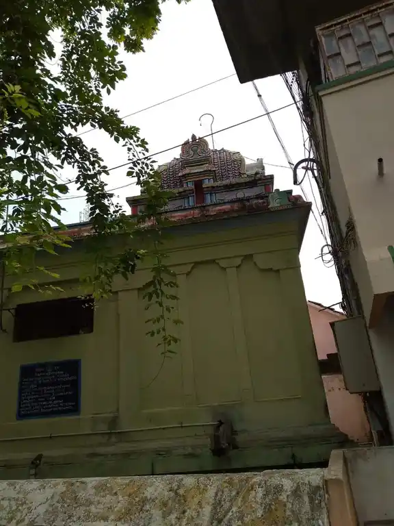 Arulmigu Narayanathandeshwarar Madam, Near Bustand, Nannilam - 610105 Temple