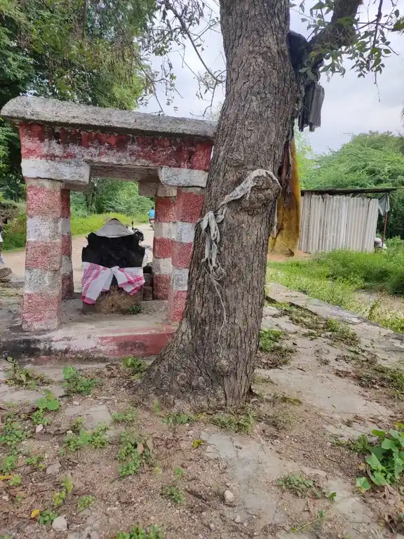 Arulmigu Narthanavinayagr Temple, Kaadiyar - 605751 அருள்மிகு நர்த்தனவிநாயகர் திருக்கோயில், Kaadiyar - 605751, Kallakurichi - Ancient Temple Architecture and History Image 3