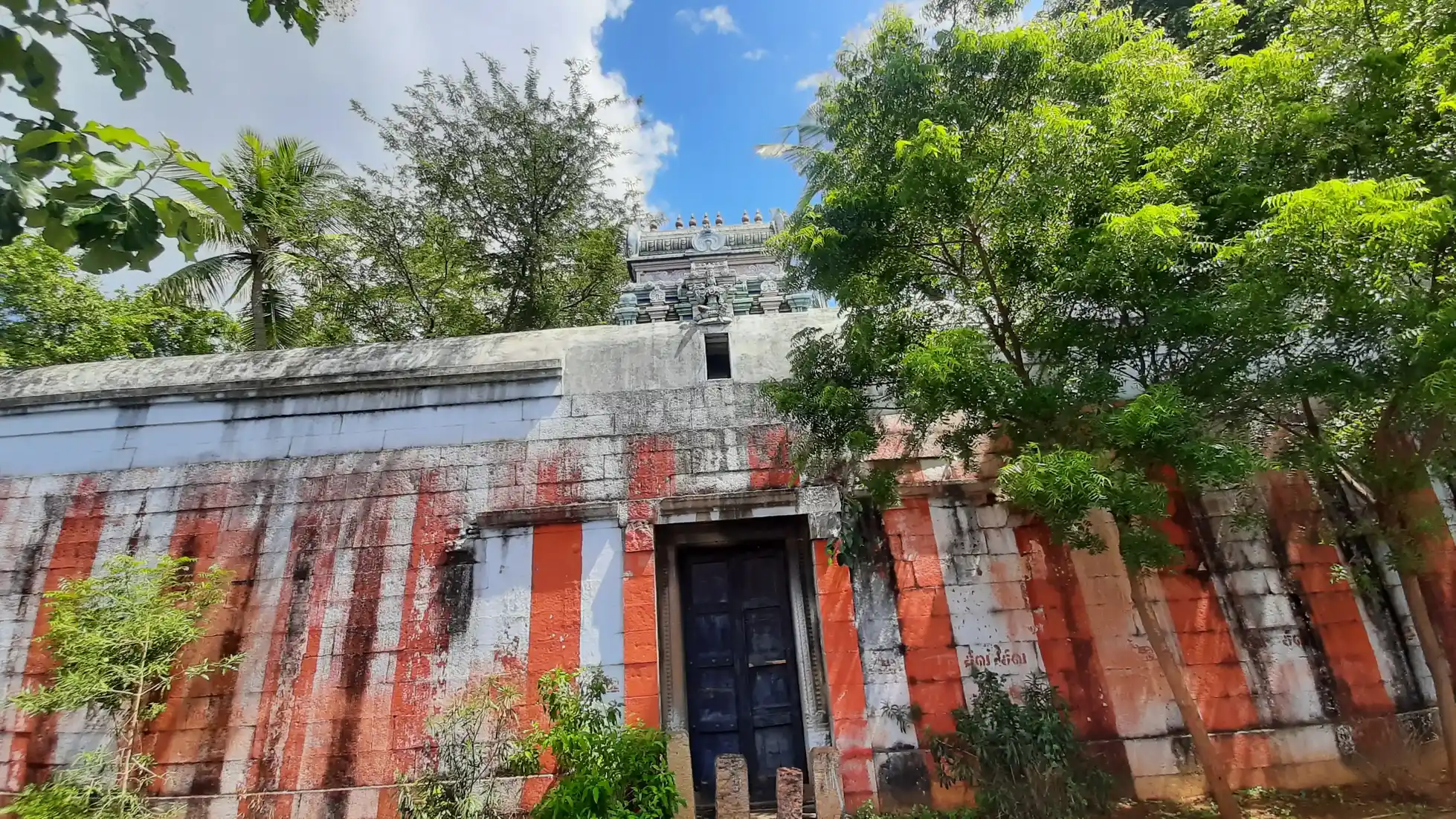 Arulmigu Narumbunathaswamy Temple, Thiruppudai Marthure - 627426 அருள்மிகு நாறும்பூநாதசுவாமி திருக்கோயில், Thiruppudai Marthure - 627426, Tirunelveli - Ancient Temple Architecture and History Image 3