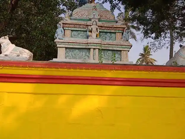 Arulmigu Nathaimedu Jalakendeswarar Temple, Mottankurichchi - 635302 அருள்மிகு நத்தை மேடு ஜலகண்டேஸ்வரர் திருக்கோயில், Mottankurichchi - 635302, Dharmapuri - Ancient Temple Architecture and History Image 4