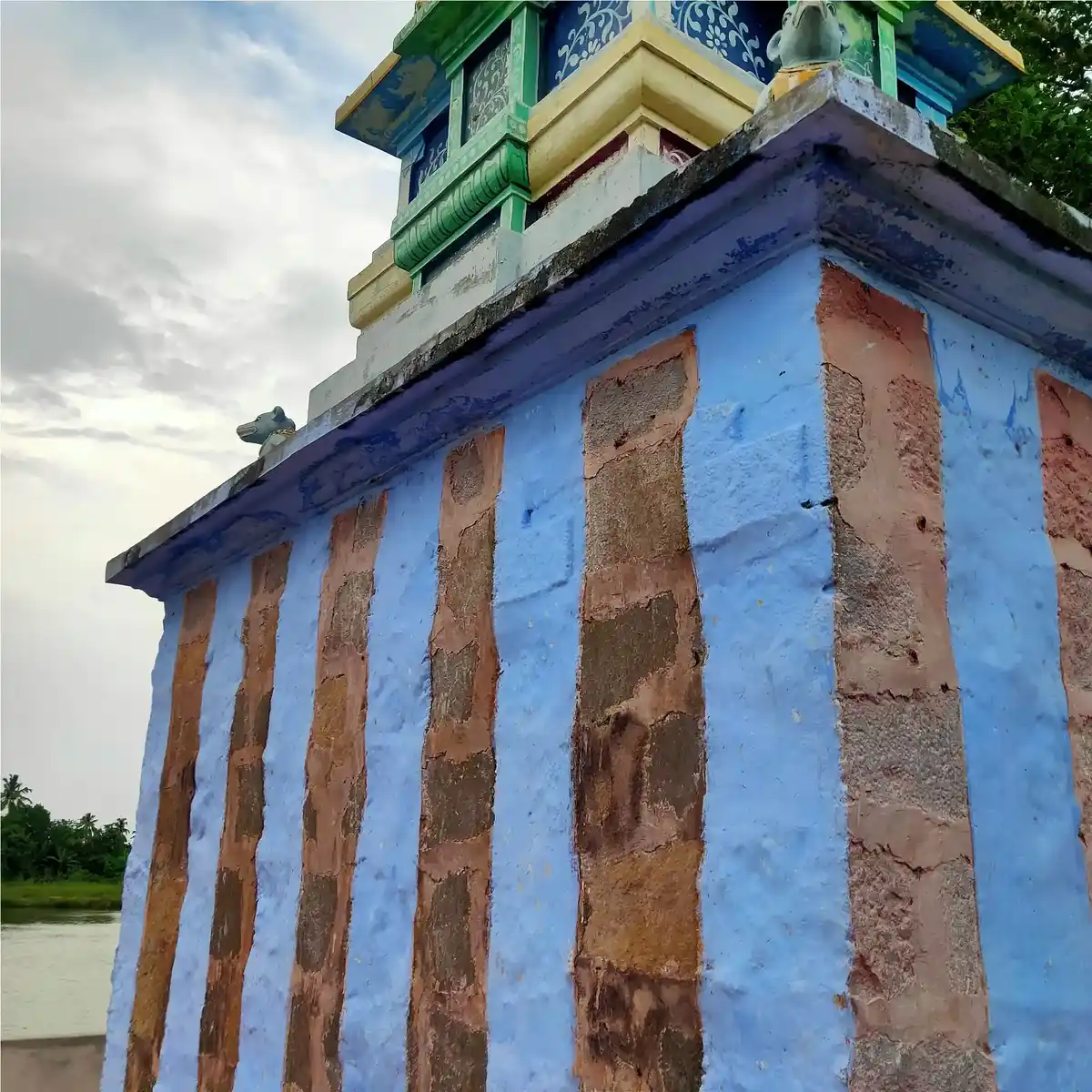 Arulmigu Nathikarai Mahaganapathy Temple, Karisoolnthamangalam - 627453 அருள்மிகு நதிக்கரை மகா கணபதி திருக்கோயில், கரிசூழ்ந்தமங்கலம் - 627453, Tirunelveli - Ancient Temple Architecture and History Image 3