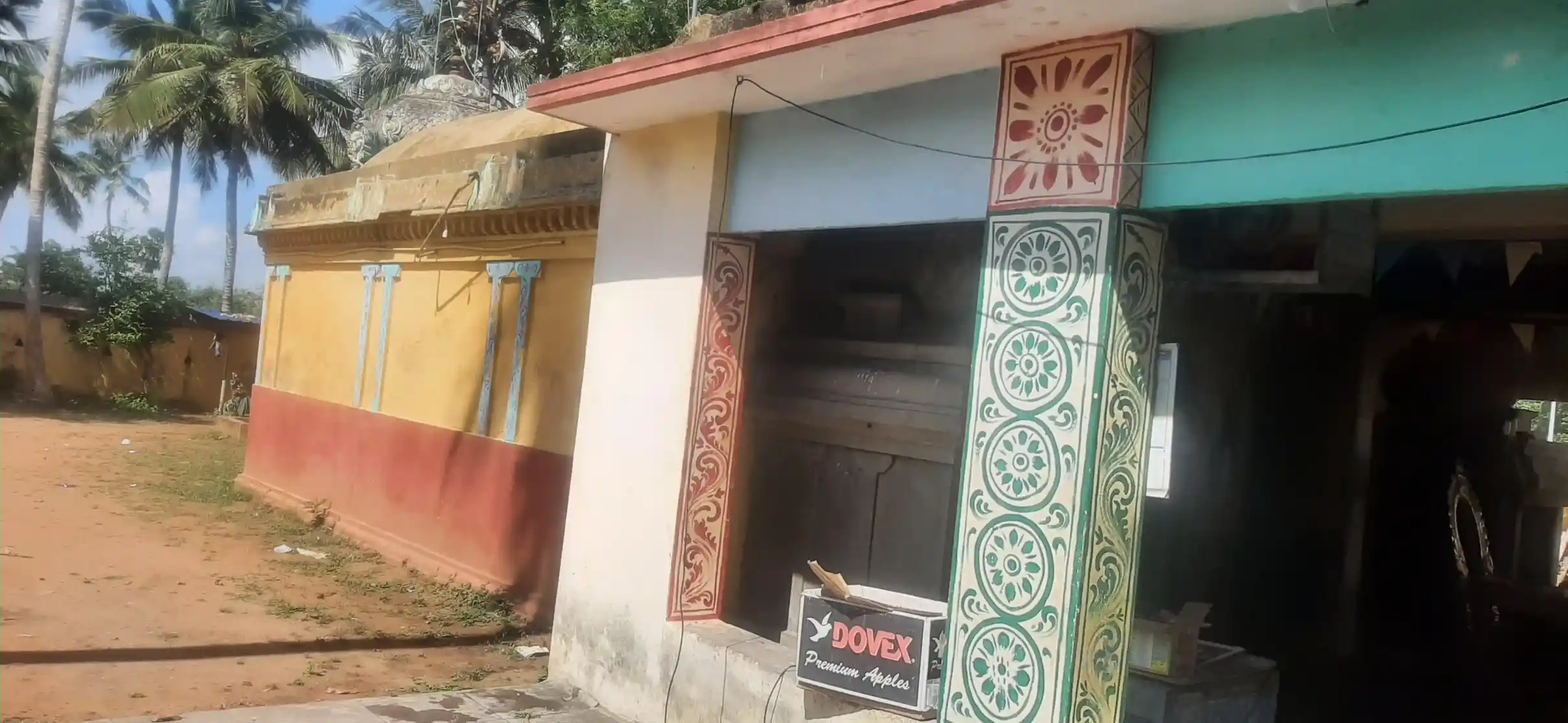 Arulmigu Nattalangara Mele Mariyamman Temple, Neduvakottai - 614001 அருள்மிகு நாட்டளங்கார மேலமாரியம்மன் திருக்கோயில், Neduvakottai - 614001, Thiruvarur - Ancient Temple Architecture and History Image 3