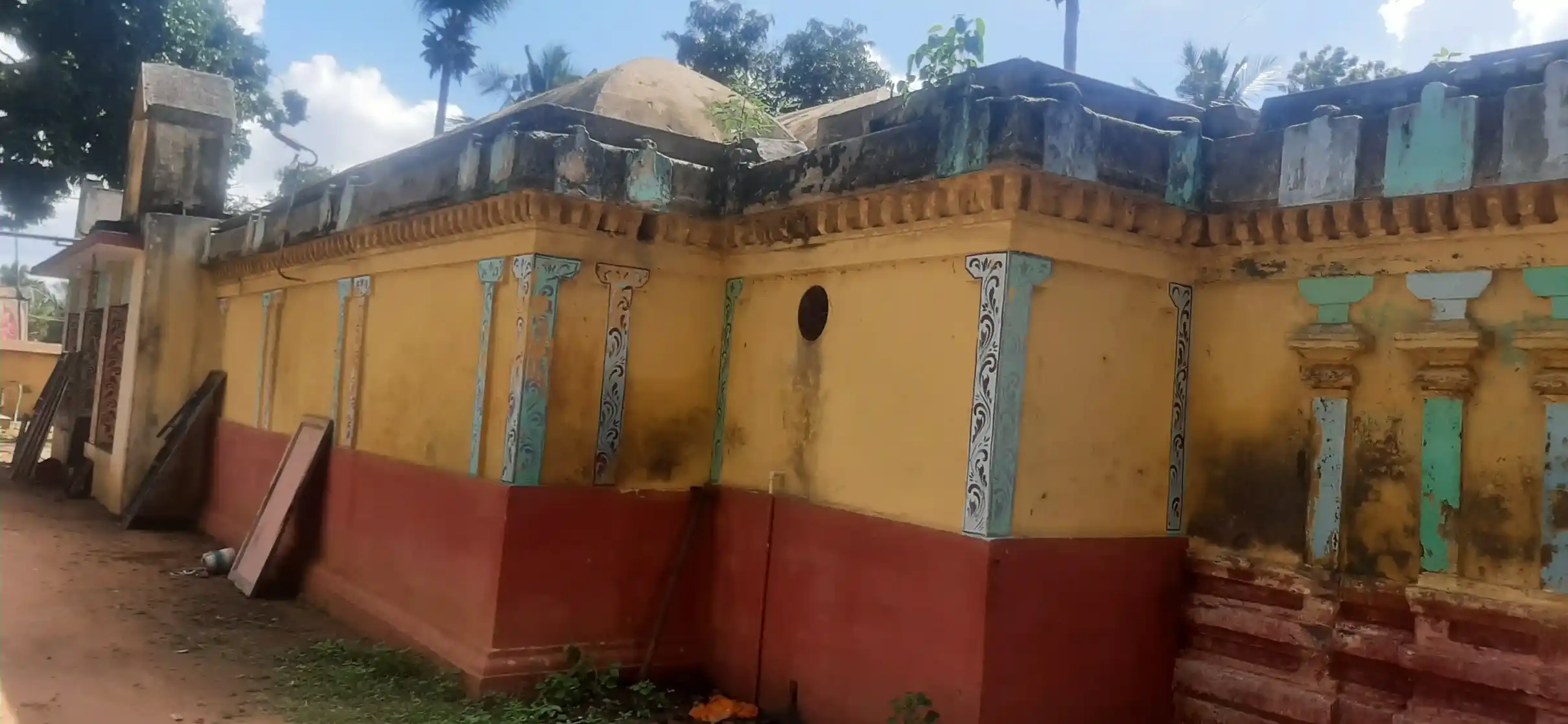 Arulmigu Nattalangara Mele Mariyamman Temple, Neduvakottai - 614001 அருள்மிகு நாட்டளங்கார மேலமாரியம்மன் திருக்கோயில், Neduvakottai - 614001, Thiruvarur - Ancient Temple Architecture and History Image 5