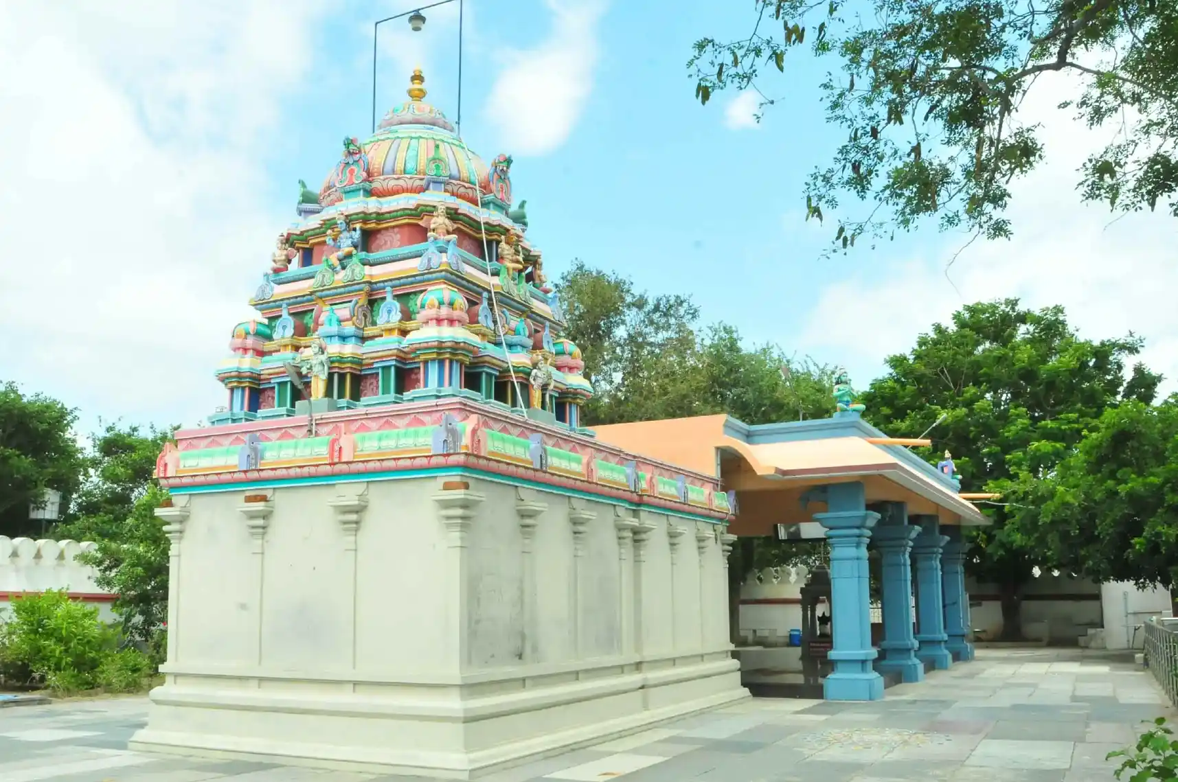 Arulmigu Navakodi Narayanaperumal Temple, Othakkalmandapam, Coimbatore - 641032 அருள்மிகு நவகோடி நாராயணப்பெருமாள் திருக்கோயில், ஒத்தக்கால்மண்டபம், Coimbatore - 641032, Coimbatore - Ancient Temple Architecture and History Image 3