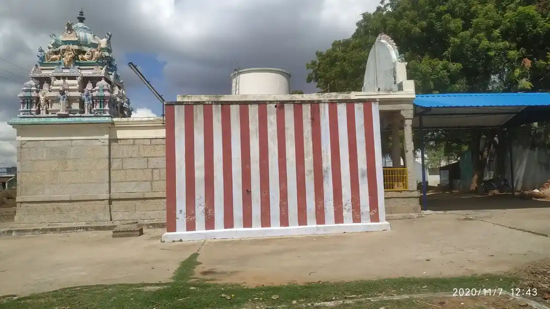 Arulmigu Navaneetha Krishnasamy Temple, Street West Side, Maruthur - 627351 அருள்மிகு நவநீத கிருஷ்ணசாமி திருக்கோயில், Street West Side, மருதூர் - 627351, Tirunelveli - Ancient Temple Architecture and History Image 3