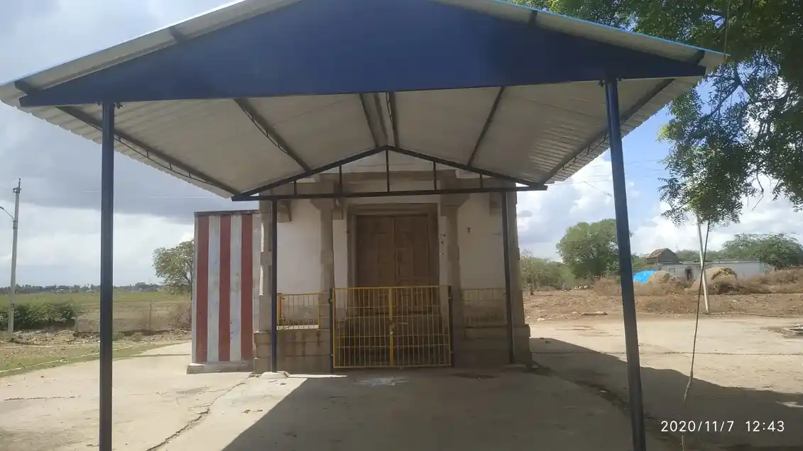 Arulmigu Navaneetha Krishnasamy Temple, Street West Side, Maruthur - 627351 அருள்மிகு நவநீத கிருஷ்ணசாமி திருக்கோயில், Street West Side, மருதூர் - 627351, Tirunelveli - Ancient Temple Architecture and History Image 4