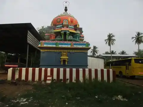 Arulmigu Navaneetha Krishnasamy Temple, Tholuvur - 612804 அருள்மிகு நவநீதகிருஷ்ணசாமி திருக்கோயில், Tholuvur - 612804, Thiruvarur - Ancient Temple Architecture and History Image 5