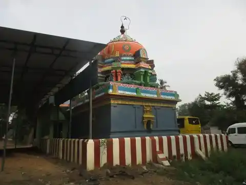 Arulmigu Navaneetha Krishnasamy Temple, Tholuvur - 612804 அருள்மிகு நவநீதகிருஷ்ணசாமி திருக்கோயில், Tholuvur - 612804, Thiruvarur - Ancient Temple Architecture and History Image 6