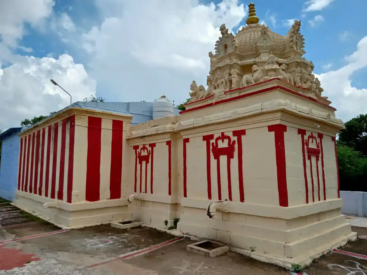 Arulmigu Navaneetha Krishnaswamy Temple, Adaichani - 627413 அருள்மிகு நவநீதகிருஷ்ணசுவாமி திருக்கோயில், Adaichani - 627413, Tenkasi - Ancient Temple Architecture and History Image 4