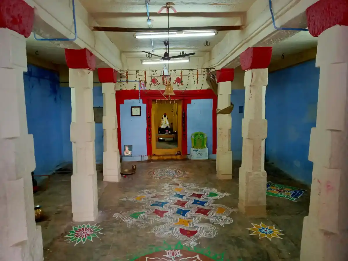 Arulmigu Navaneetha Krishnaswamy Temple, Adaichani - 627413 அருள்மிகு நவநீதகிருஷ்ணசுவாமி திருக்கோயில், Adaichani - 627413, Tenkasi - Ancient Temple Architecture and History Image 5
