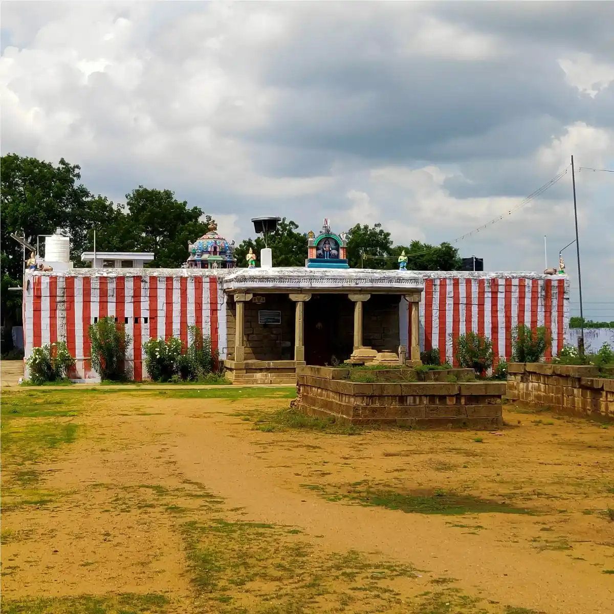 Arulmigu Navaneetha Krishnaswamy Temple, Melacheval - 627452
