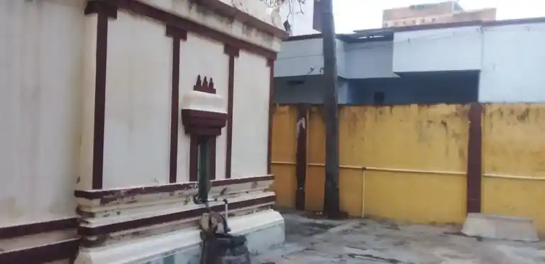 Arulmigu Navaneetha Venugopala Swamy Temple, Kirshnagiri Main Road, Boganapalli - 635001 அருள்மிகு வேணுகோபாலகிருஷ்ணசுவாமி திருக்கோயில், Kirshnagiri Main Road, Boganapalli - 635001, Krishnagiri - Ancient Temple Architecture and History Image 4