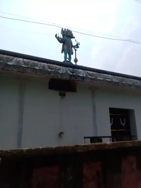 Arulmigu Navaneethakannan Temple, Navaneethakannapuram, Thandavankulam - 609101 அ/மி.நவநீதிகண்ணன் திருக்கோயில், Navaneethakannapuram, Sirkazhi - 609101, Mayiladuthurai - Ancient Temple Architecture and History Image 4