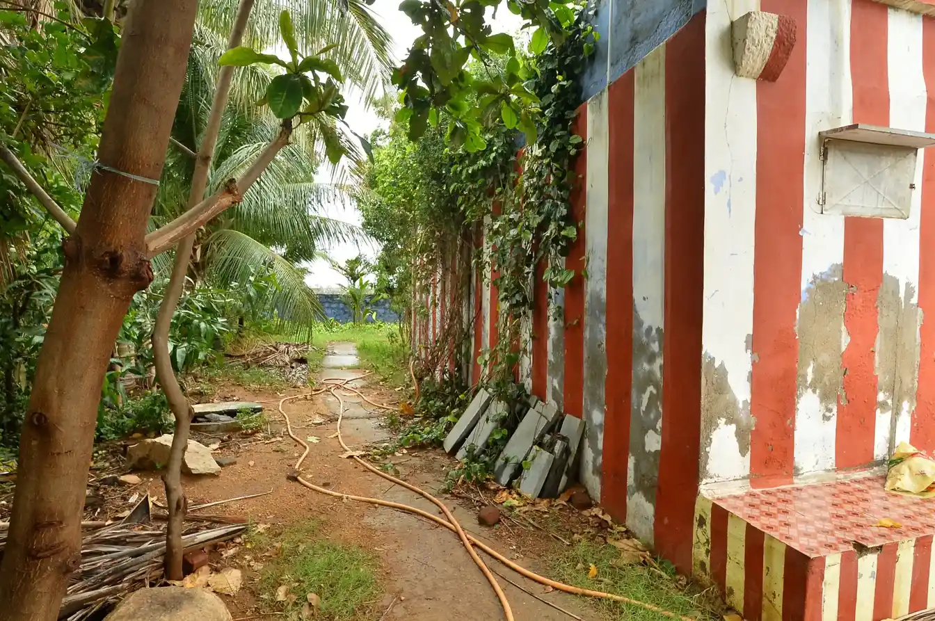 Arulmigu Navaneethakrishnasamy Temple, Keezhapillaiyar Kulam - 627201 அருள்மிகு நவநீதகிருஷ்ணசுவாமி திருக்கோயில், மேல பிள்ளையார்குளம் - 627201, Tirunelveli - Ancient Temple Architecture and History Image 5