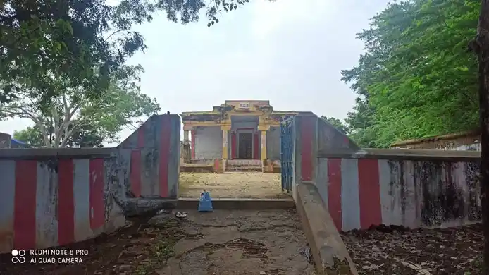 Arulmigu Navaneethakrishnasamy Temple, Manakkarai - 628601 அருள்மிகு நவநீதகிருஷ்ணசாமி திருக்கோயில், Manakkarai - 628601, Thoothukudi - Ancient Temple Architecture and History Image 3