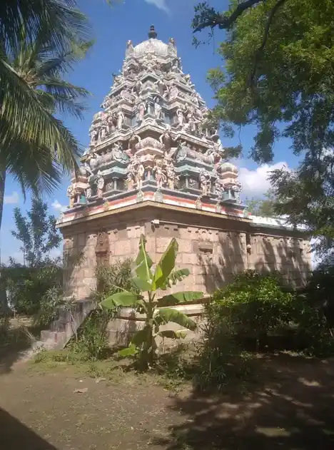 Arulmigu Navaneethakrishnasamy Temple, Nallamaram - 625702 Arulmigu Navaneethakrishnasamy Temple, Nallamaram - 625702, Madurai - Ancient Temple Architecture and History Image 4
