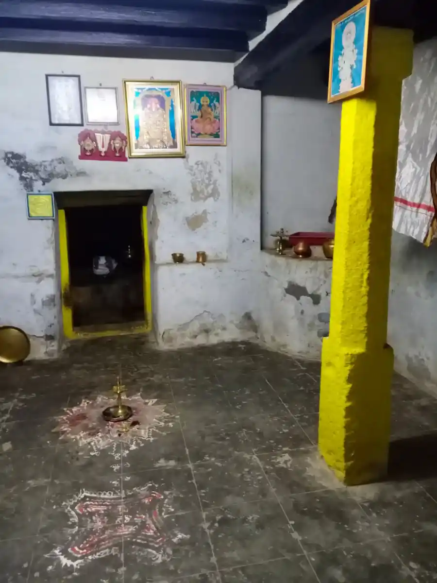 Arulmigu Navaneethakrishnaswamy Temple, Palayamkottai - 627002 Arulmigu Navaneethakrishnaswamy Temple, Palayamkottai - 627002, Tirunelveli - Ancient Temple Architecture and History Image 5