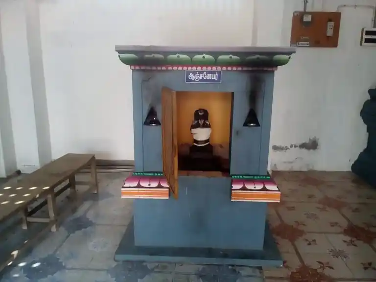 Arulmigu Navanithakrishnasamy Temple, Aaviyur - 605757 அருள்மிகு நவநீதகிருஷ்ணசுவாமி திருக்கோயில், ஆவியூர் - 605757, Kallakurichi - Ancient Temple Architecture and History Image 2