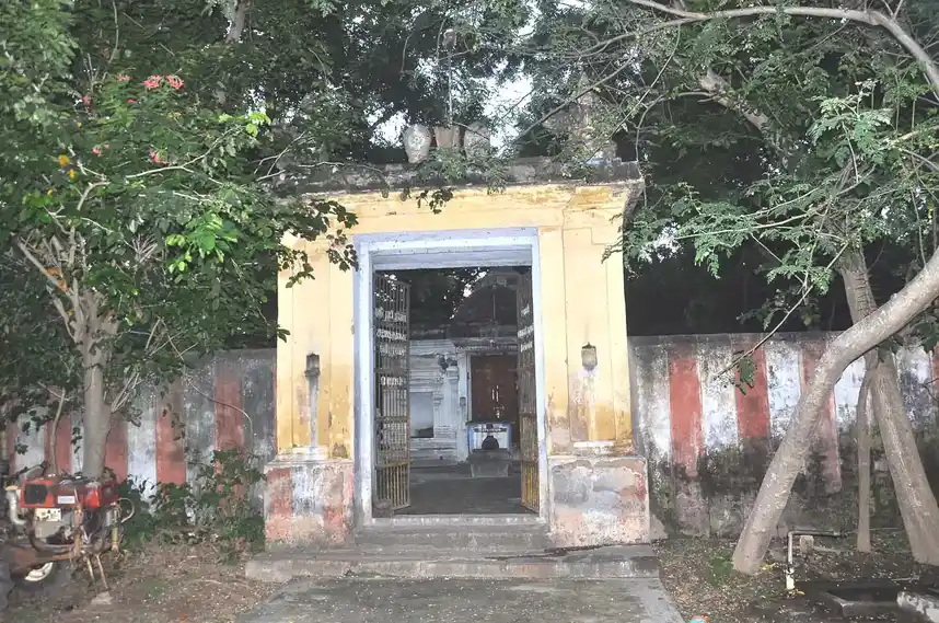 Arulmigu Nayanaparipuranaperumal Temple, Erakaram - 612303