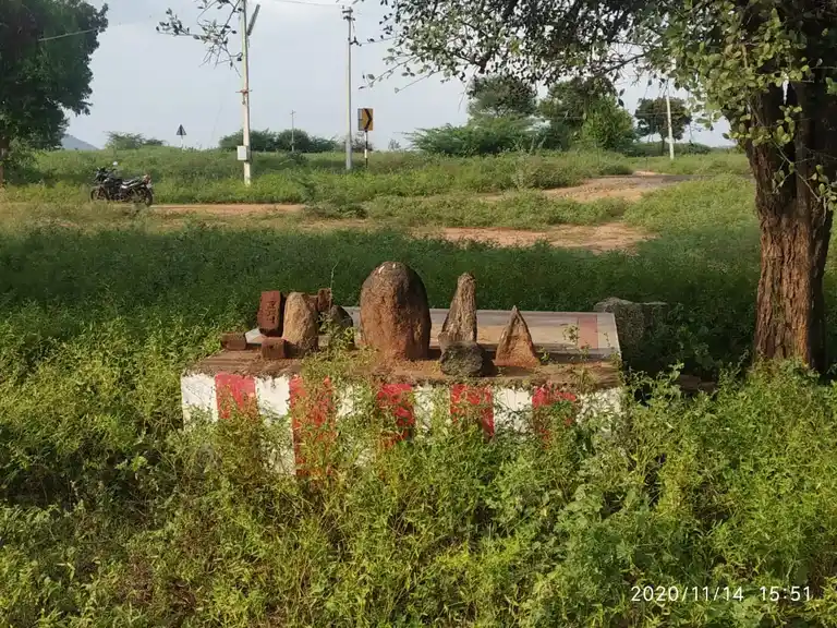 Arulmigu Nayanmar Temple, Maravanour - 621306 Arulmigu Nayanmar Temple, Maravanour - 621306, Thiruchirappalli - Ancient Temple Architecture and History Image 2