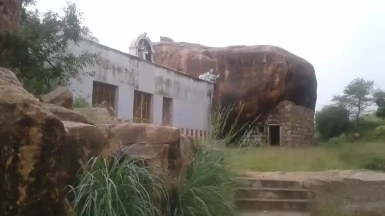 Arulmigu Neelagandeswarar Temple, Kunnathur - 625020 அருள்மிகு நீல கண்டேஸ்வரர் திருக்கோயில், Kunnathur - 625020, Madurai - Ancient Temple Architecture and History Image 7