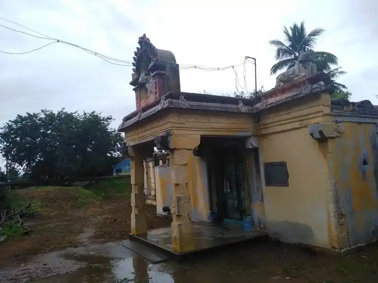 Arulmigu Neelakanda Mahadevaswamy Temple, Vao Office, Karapattu - 606701