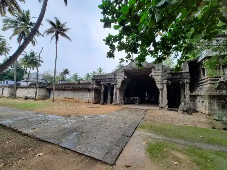 Arulmigu Neelakandaswamy Temple, Padmanabhapuram, Kalkulam - 629175 Arulmigu Neelakandaswamy Temple, Padmanabhapuram, Kalkulam - 629175, Kanyakumari - Ancient Temple Architecture and History Image 2